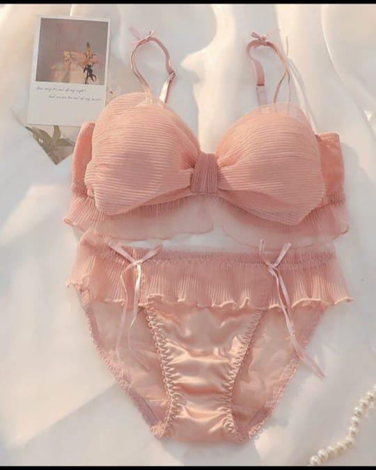 YUMI NIGHTS Pleated Charm Bra & Panty Set